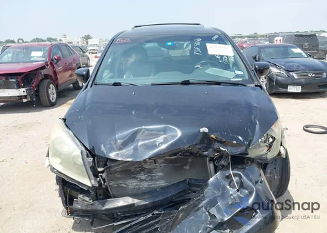 2010 Honda Odyssey Touring z USA, uszkodzony, nr VIN 5FNRL3H90AB070720